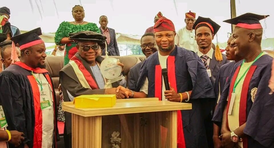 Adeseun Ogundoyin Polytechnic Graduates Over 8000 Students